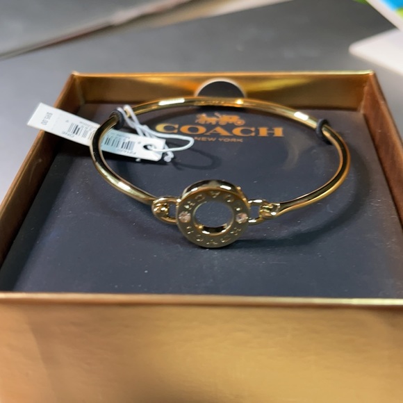Coach Open Circle Gold Color Bangle Bracelet. - Picture 4 of 6
